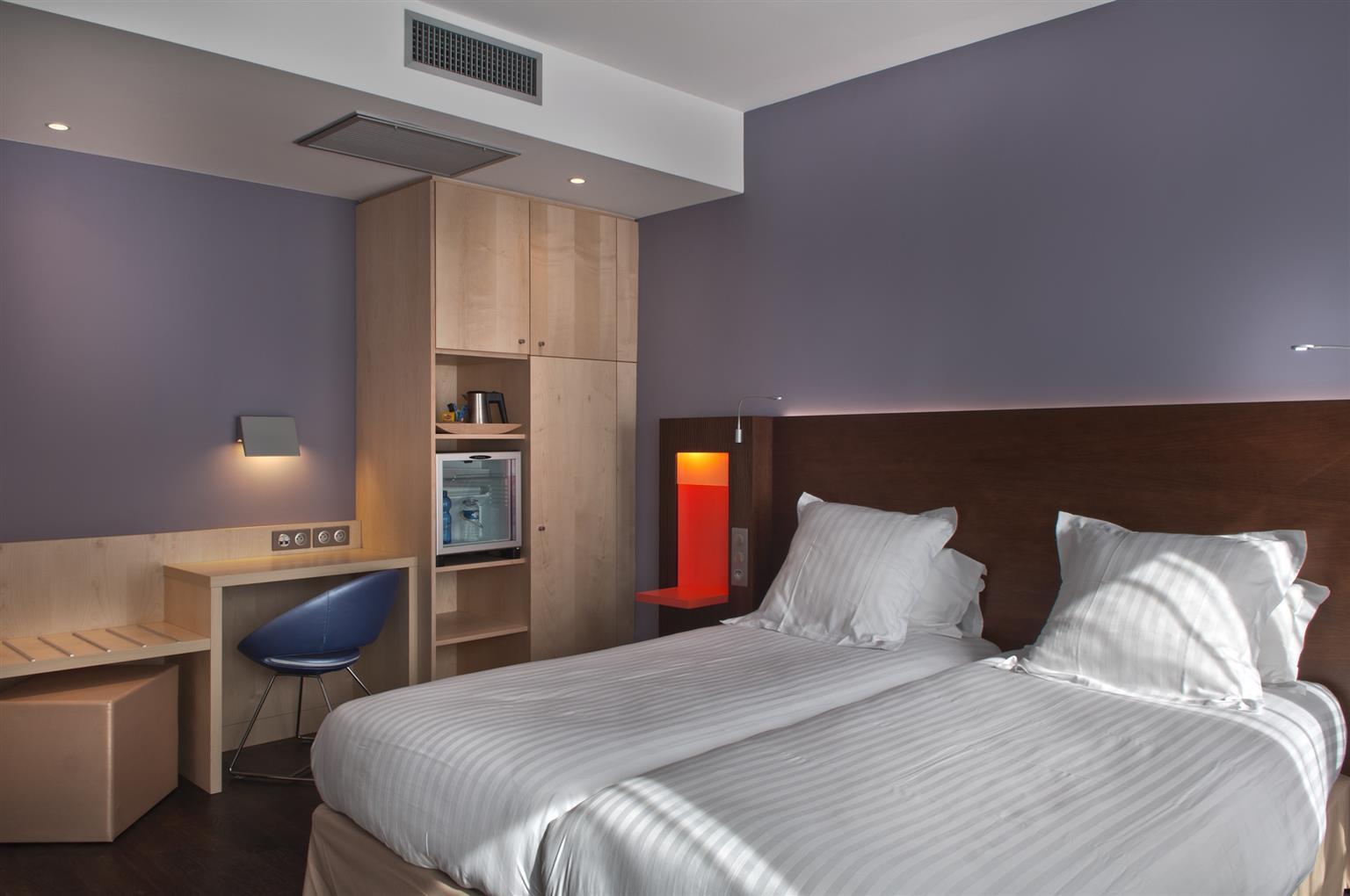 Western Seine West Hotel