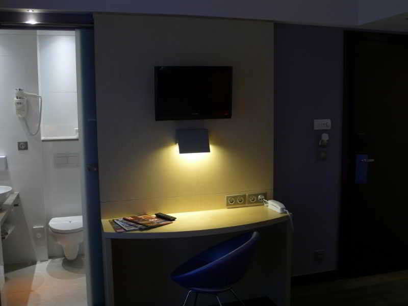 Western Seine West 3* Puteaux